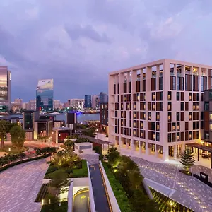 Hotel Canopy By Hilton Al Seef Dubai